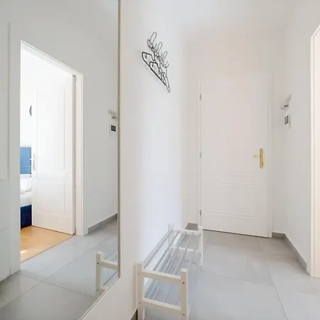 Angelo By Rentez Apartment *